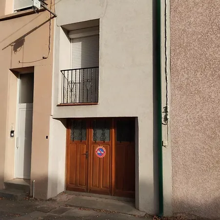 Maison 2 Faces Centre Holiday home *